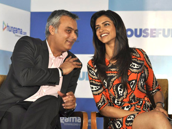cast of housefull at hungama press meet 8