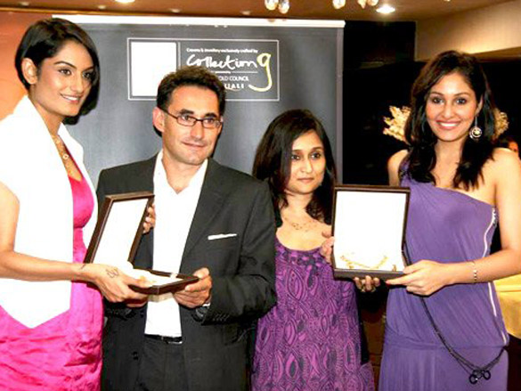 pooja chopra and ekta chaudhry at world gold council launch of collection g 3