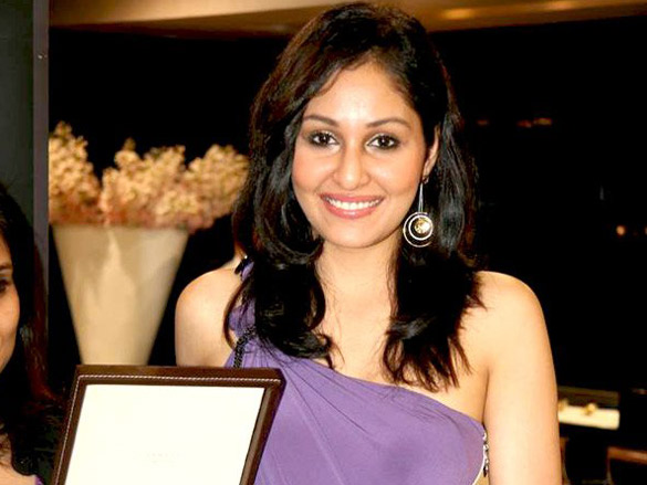 pooja chopra and ekta chaudhry at world gold council launch of collection g 5