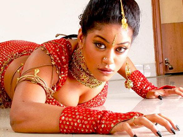 mumait khan 3
