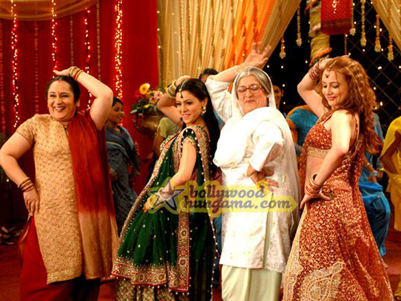 aamna shariff 48