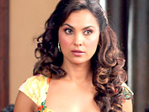 lara dutta 154