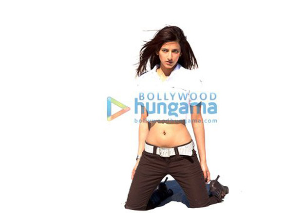 shruti k haasan 38
