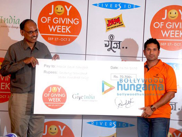 sachin tendulkar and nandita das grace giveindia media 3