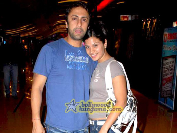 saif and kareena at the premiere of the international 24