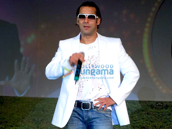 salman khan at the launch of the second season of dus ka dum 31