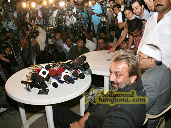 sanjay dutt speaks about his political plans 9
