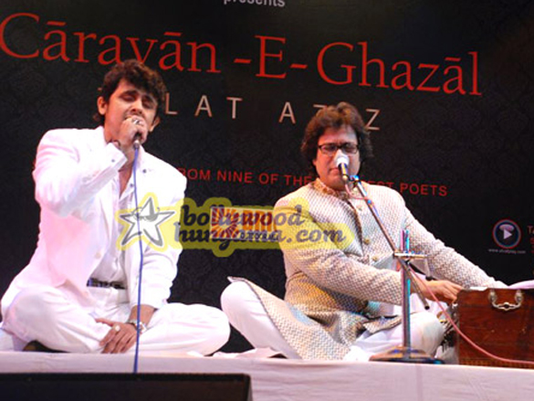 sonu and talat at caravan e ghazal concert 2