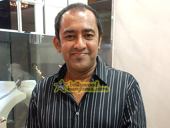 store launch of varuna d jani 27
