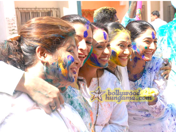 tarak mehta ka ooltah chashmah on sab celebrates holi 5