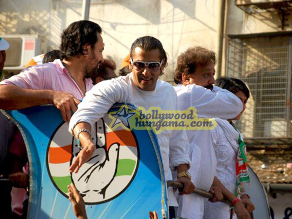 salman khan campaigns for priya dutt 5