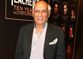 Yash Chopra conferred with an honorary doctorate by SOAS, U.K.