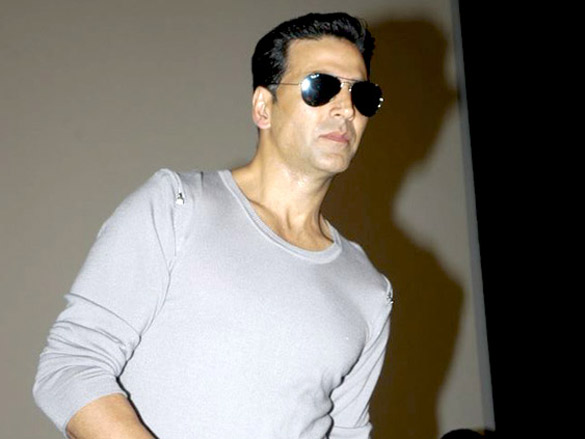 akshay kumar unveils action replayy first look on his birthday 9