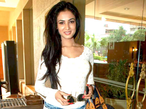 mahurat of film power 22