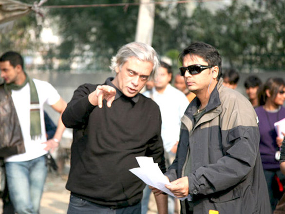 on the sets of yeh saali zindagi 2