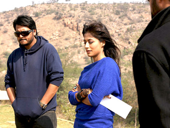 on the sets of yeh saali zindagi 38