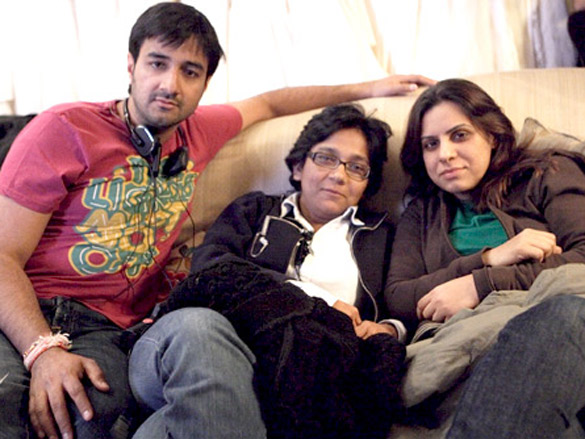 on the sets of anjaana anjaani 10