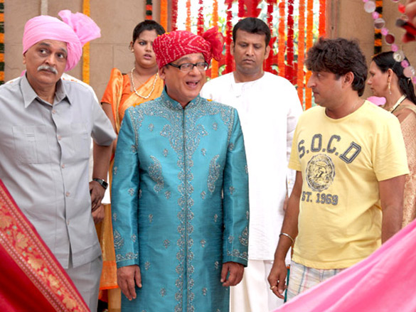 on the sets of khichdi the movie 5