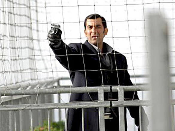 on the sets of don 2 44