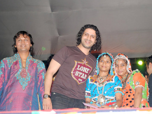 cast and crew of allah ke banday play dandiya 3