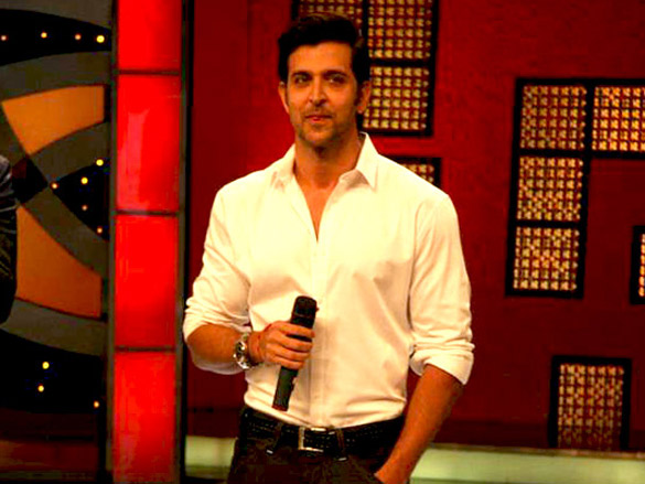 hrithik roshan promotes guzaarish on zee singing superstar 5