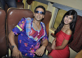 Akshay Kumar will turn DJ tonight at Mumbai night club