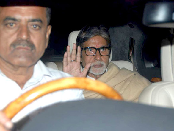 hrithik deepika shahid and others at the screening of guzaarish 8