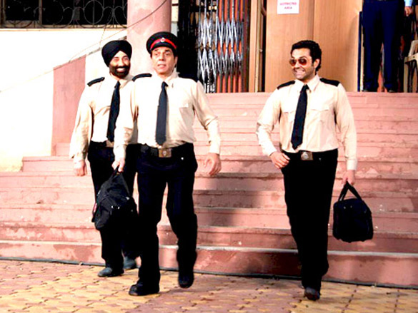 on the sets of yamla pagla deewana 12