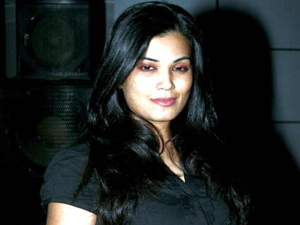 dunno y na jaane kyun success bash 9