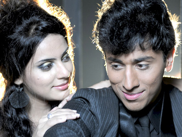 sara khanmunish khan 11
