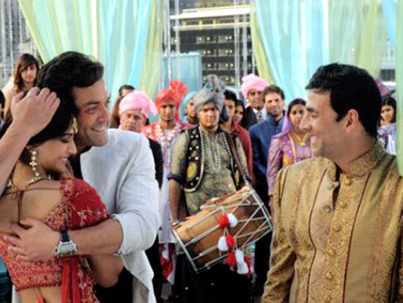 sonam kapoorbobby deolakshay kumar