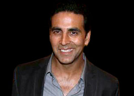 Akshay Kumar plays ‘kameena James Bond’ in Housefull 2