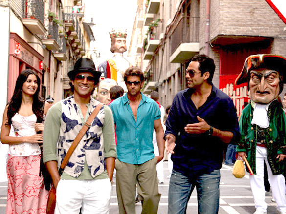 katrina kaiffarhan akhtarhrithik roshanabhay deol 2