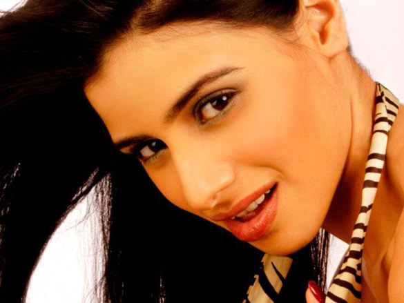 sonia mehra 16