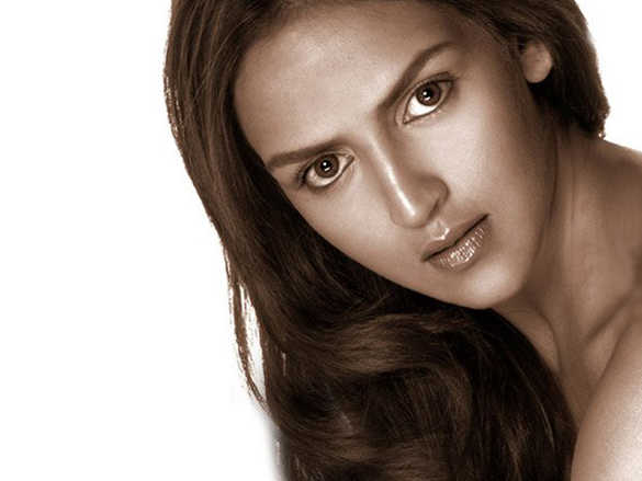esha deol 25
