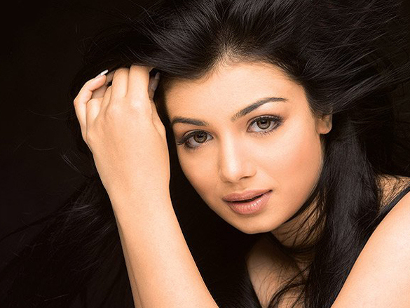 ayesha takia azmi 40