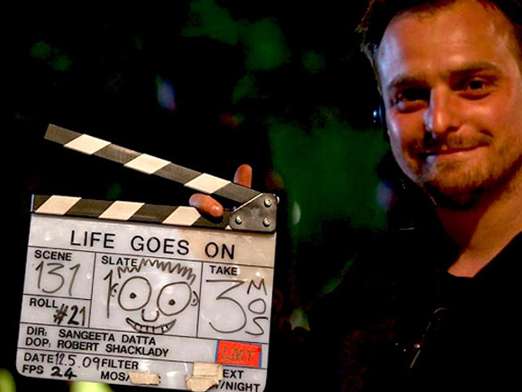 on the sets of life goes on 23