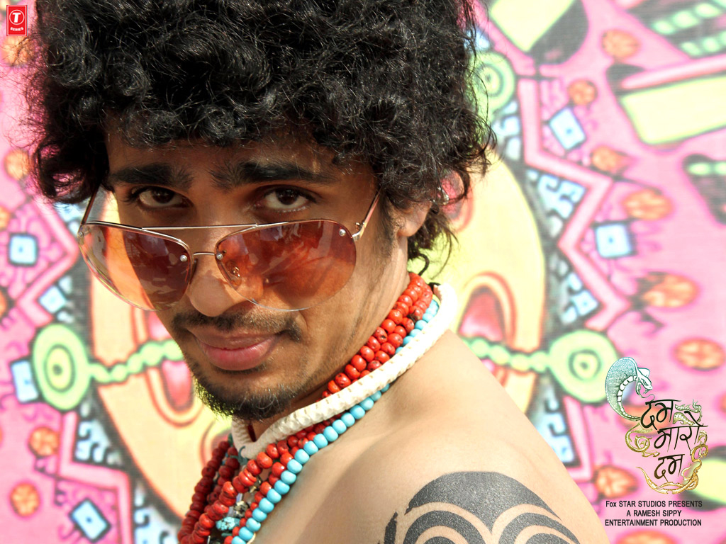 Dum Maaro Dum Still