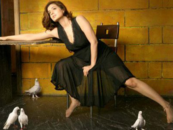 ameesha patel 32