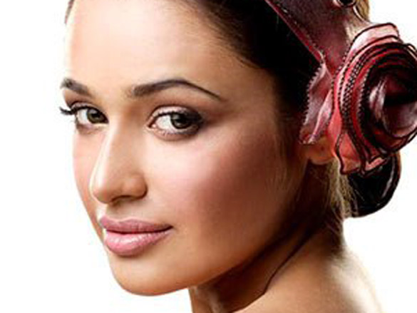 uvika chaudhary 13