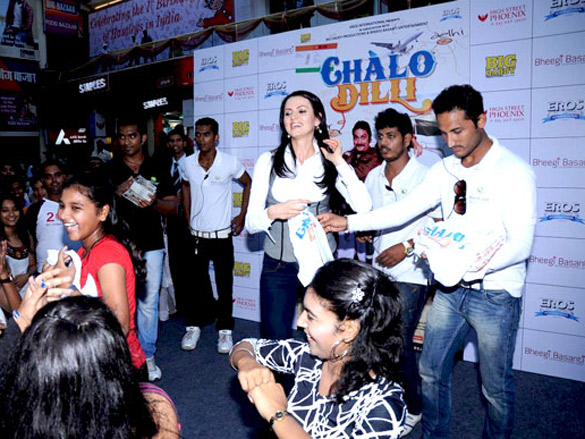 yana gupta promote chalo dilli 3