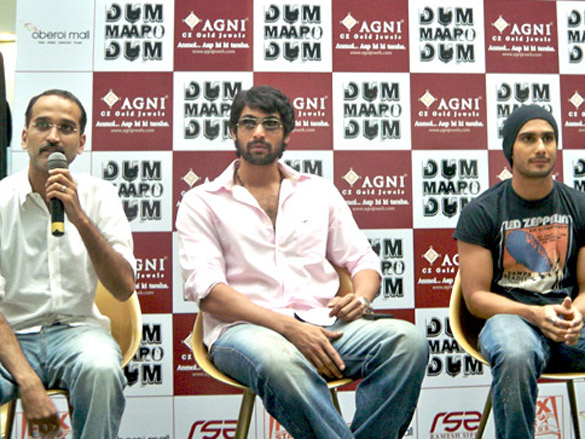 press conference of dum maaro dum at oberoi mall 3