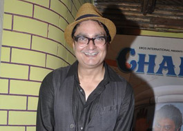 Live Chat: Vinay Pathak on April 27 at 1600 hrs IST