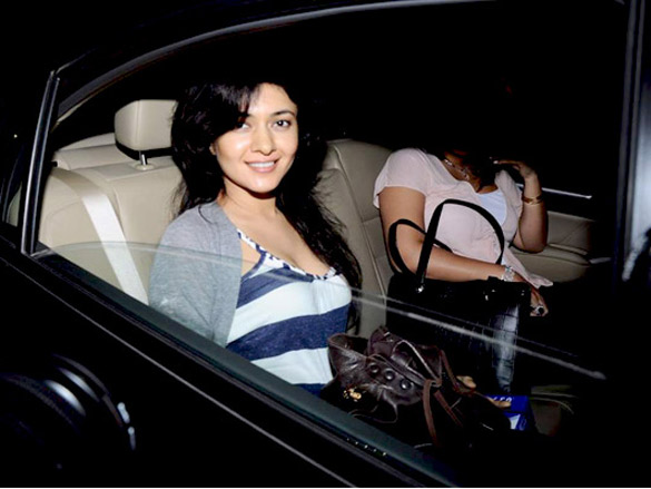 lara dutta and krishika lullas special screening of chalo dilli 6