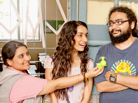 on the sets of luv ka the end
