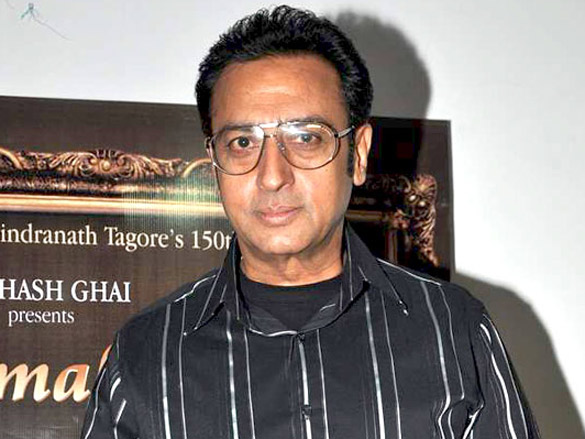 tabu at the special screening of kashmakash 16