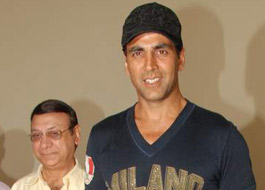 Akshay Kumar records safety announcements for Western Railways