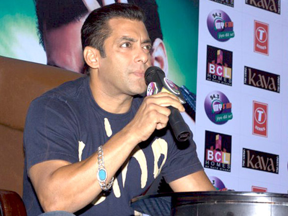 salman promotes ready in chandigarh 8