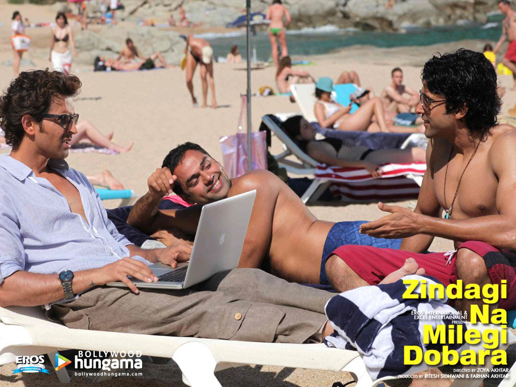 Hrithik Roshan,Abhay Deol,Farhan Akhtar