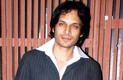 Akshay Kapoor